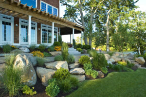Landscaping with Large Rocks Ideas